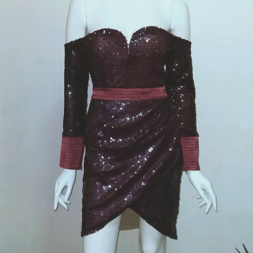 SEXY and CHIC SEQUIN DRESS